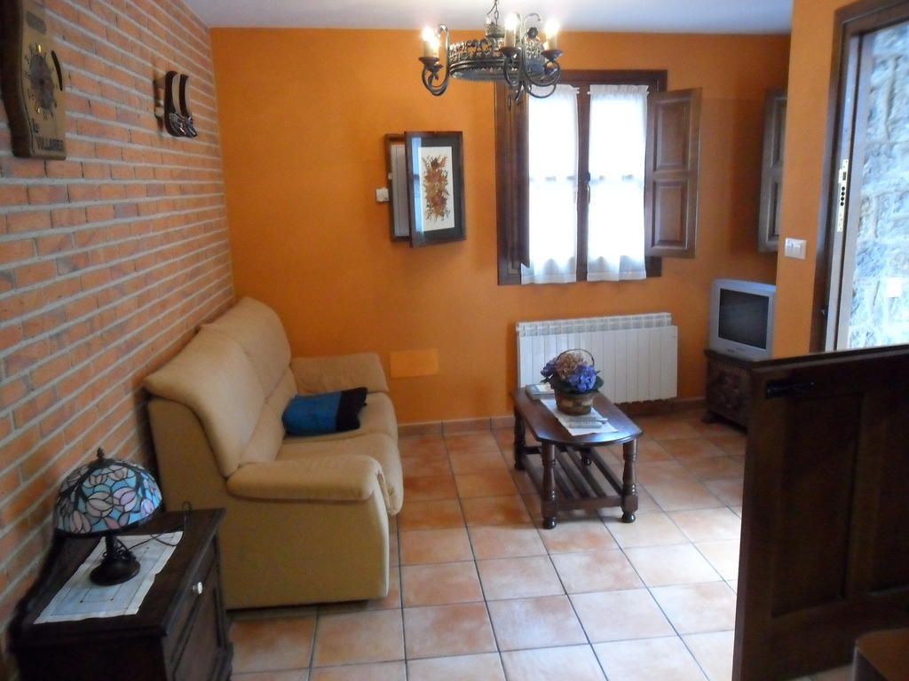 Apartamentos Rurales Los Villares Colunga Room photo